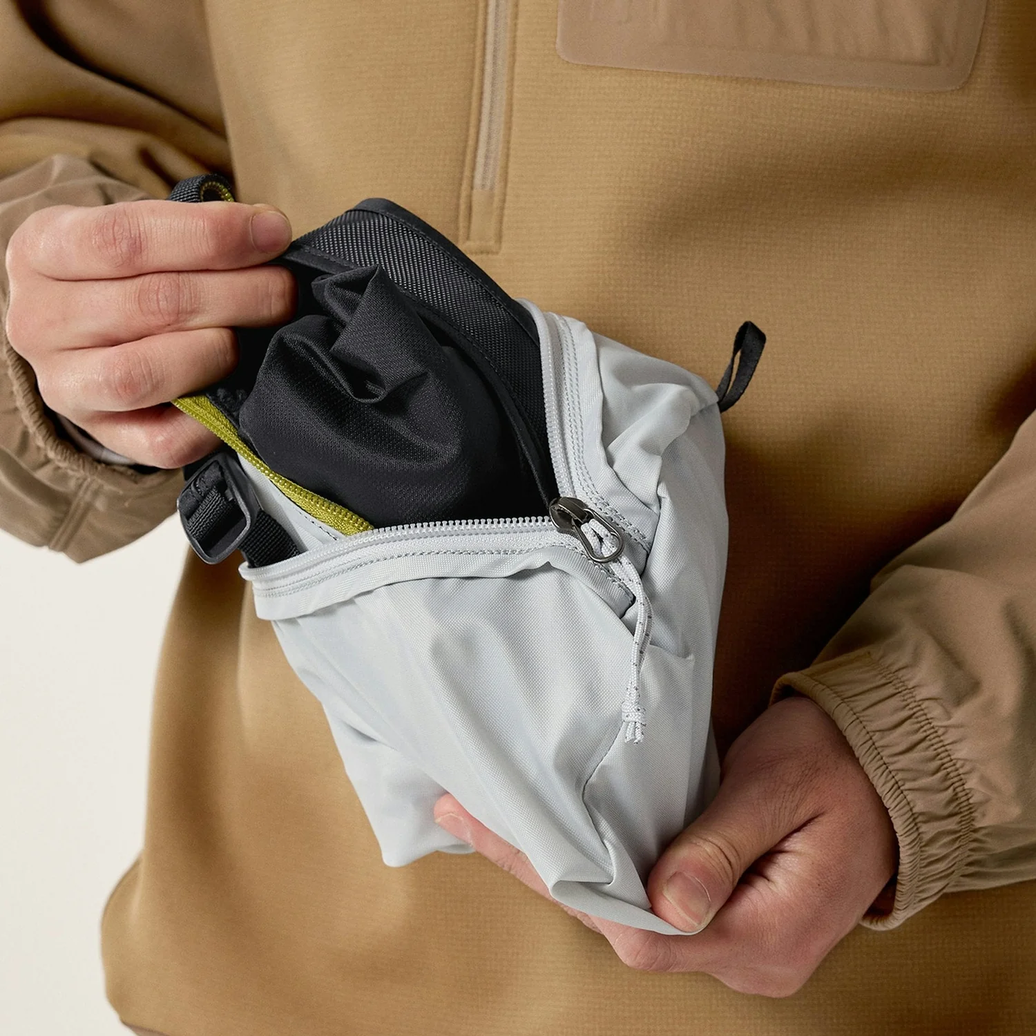 Heliad 15L Backpack - Image 38