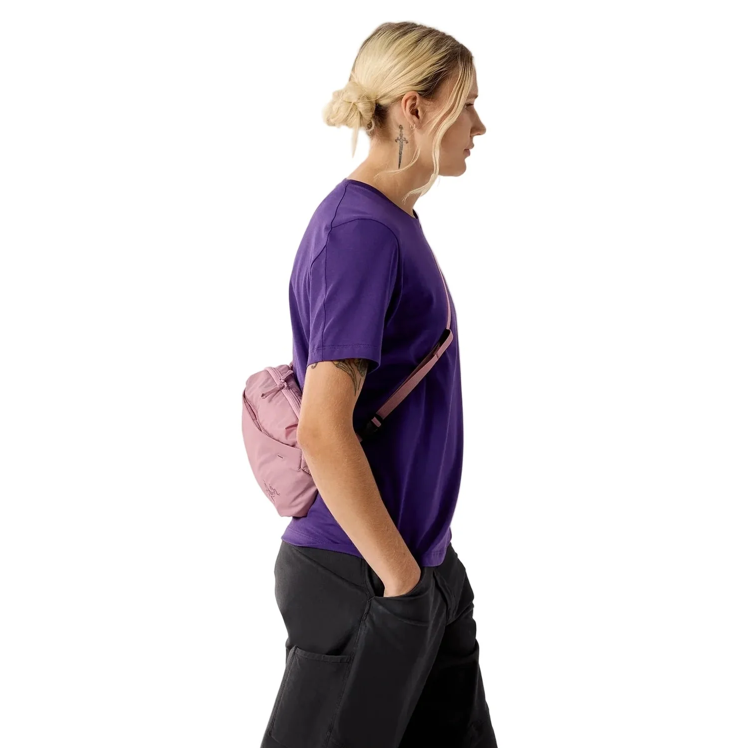 Heliad Crossbody Bag - Image 15