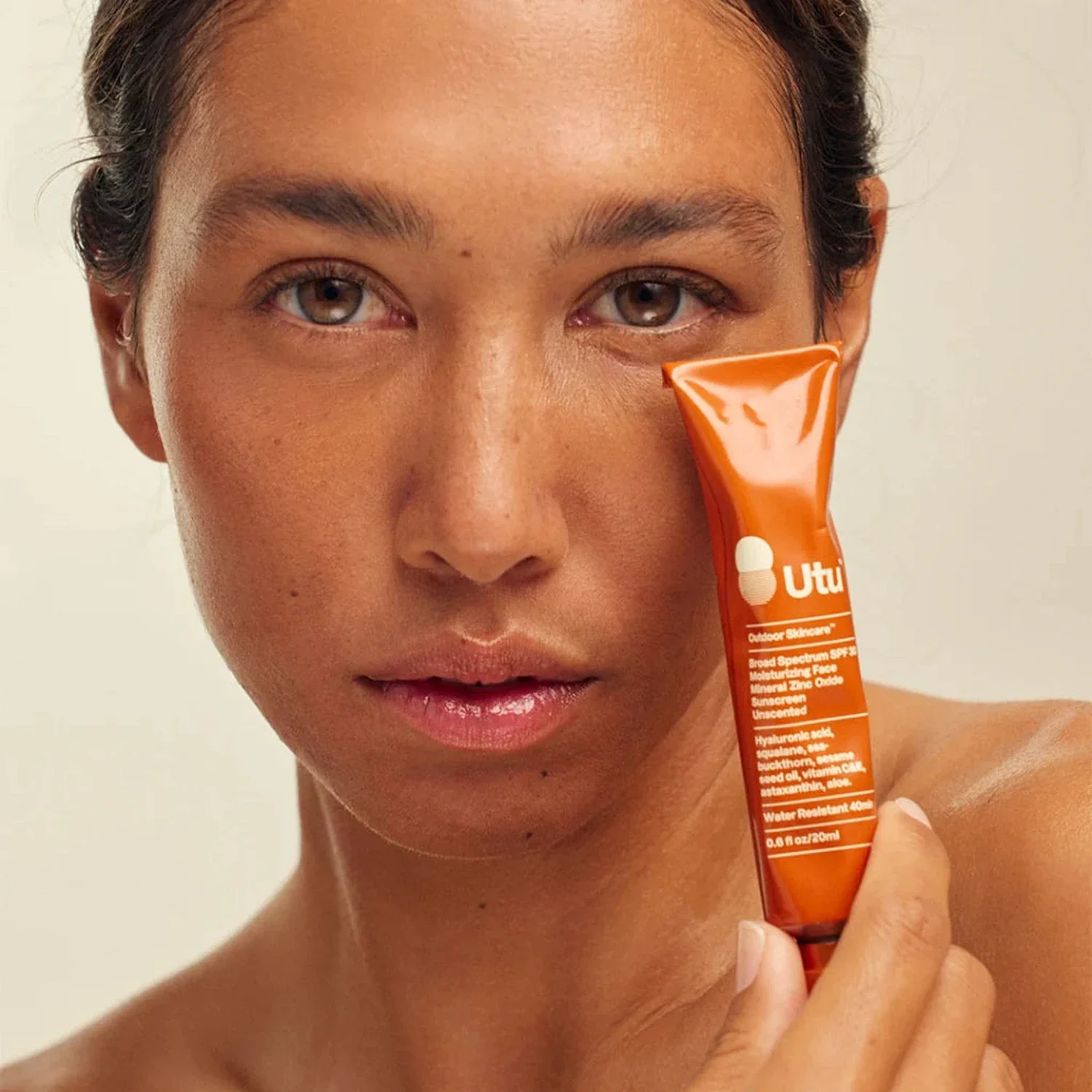 SPF30 Daily Moisturizing Face Sunscreen 0.6 fl oz - Image 3